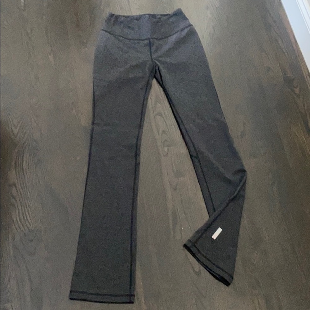 Women’s Zella Pants - Size 4